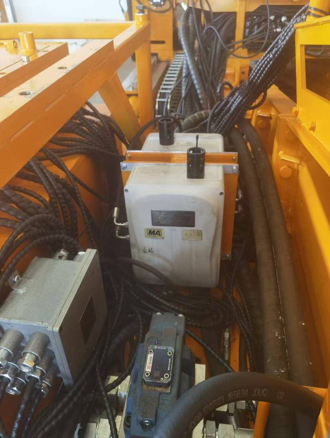 石家莊煤機(jī)-掘進(jìn)機(jī)齒輪系統(tǒng)在線油液監(jiān)測應(yīng)用案例