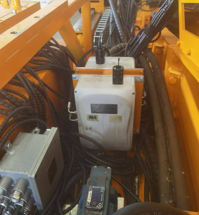 石家莊煤機掘進機液壓系統油液在線監測系統應用案例